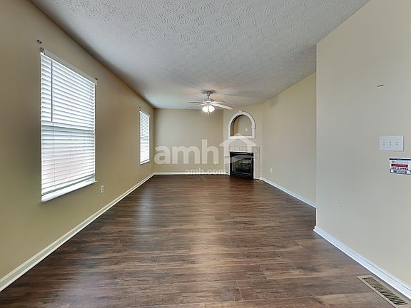 3rd image of 299 La Salle Ct