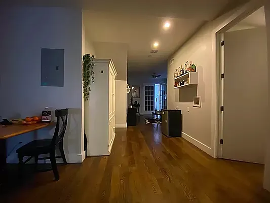 Rented by Reside New York | media 5