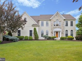 2475 Country View Ln, Harleysville, PA 19438