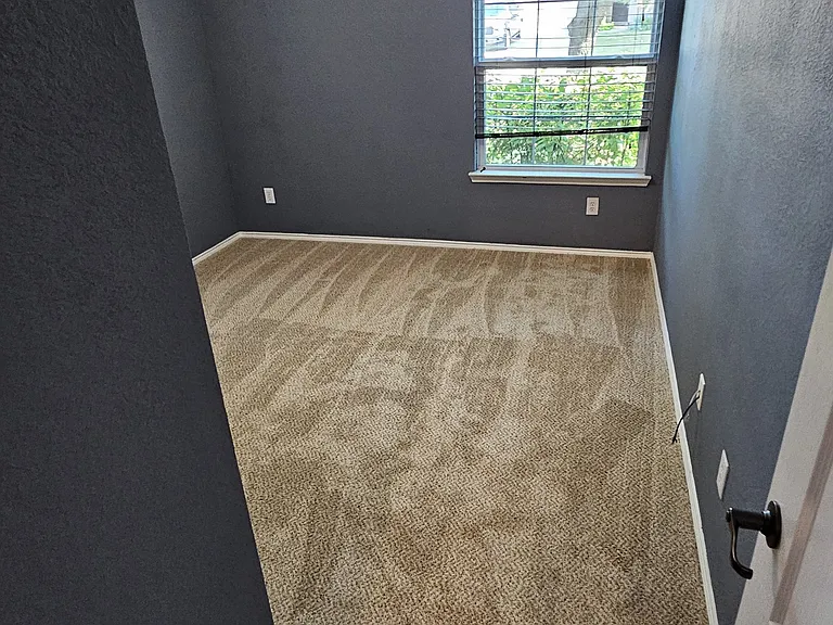 1202 Chestnut Hill Dr — Photo 22