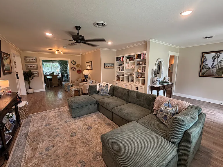 5610 Azalea Dr — Photo 5
