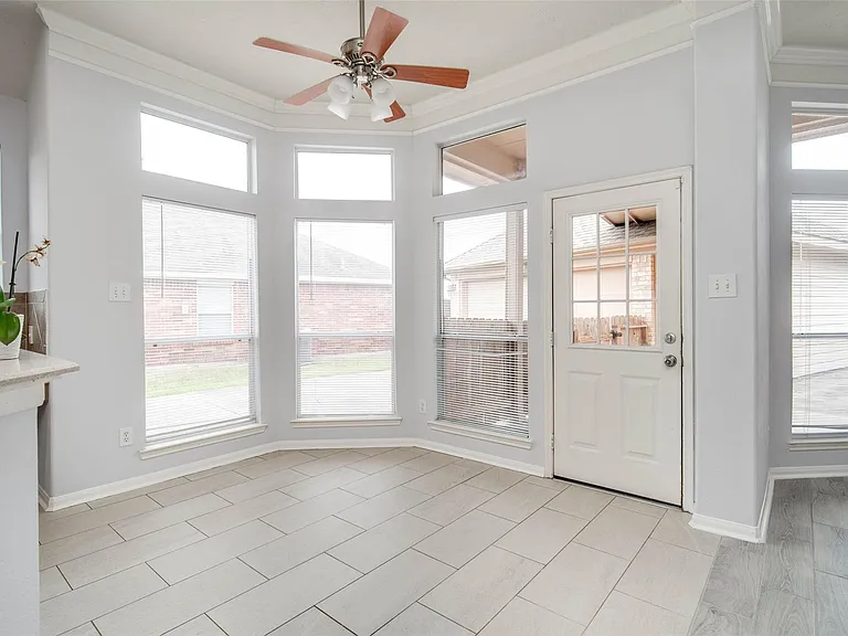 9323 Hillhaven Ct — Photo 19