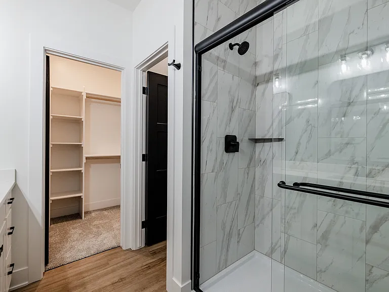 8620 S 49th St — Photo 25
