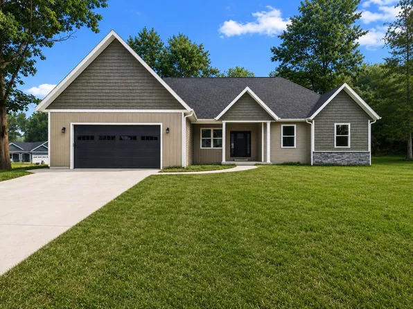 64 Arapaho Trl, Coldwater, MI 49036