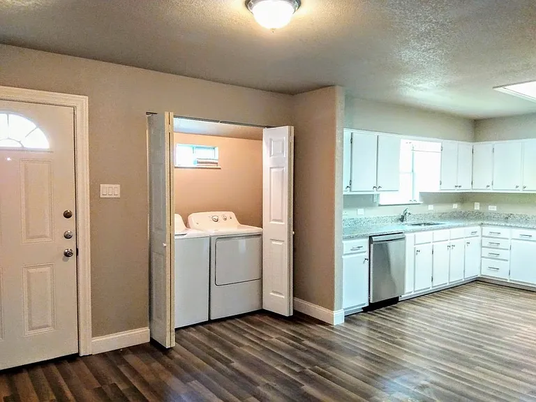 1209 Mason St — Photo 22