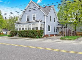 97 Summer St, Auburn, ME 04210
