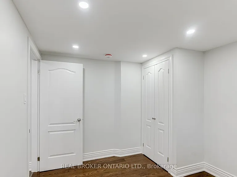 47 Rotary Dr — Photo 20