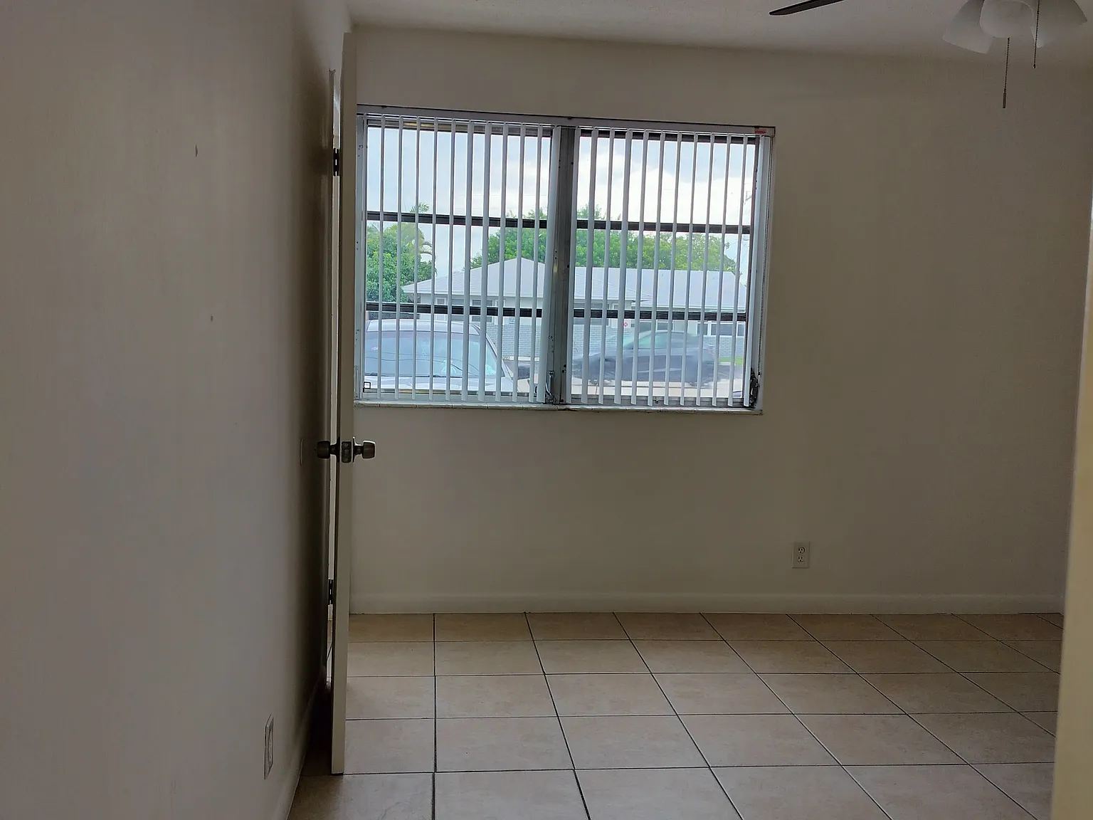 1 bed, 750 sqft, $1,400 — Photo 4