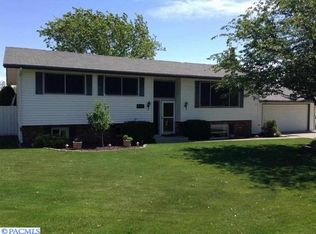411 Road 37, Pasco, WA 99301