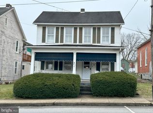60 W Main St, Newville, PA 17241