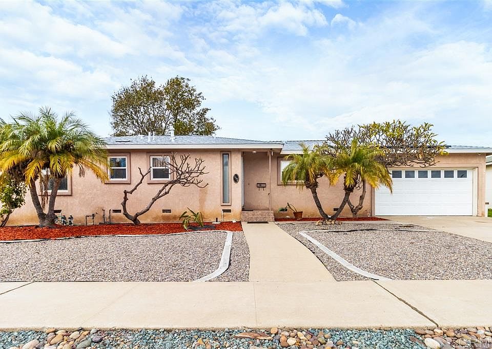 2nd image of 385 Palomar Dr