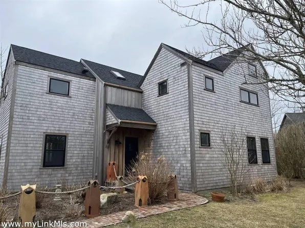 9 Huntington St, Nantucket, MA 02554