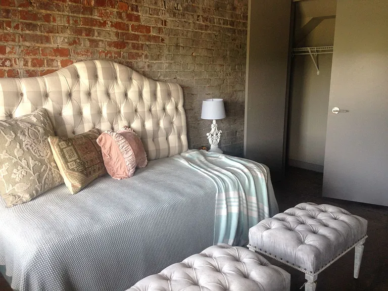 River Lofts West — Photo 13