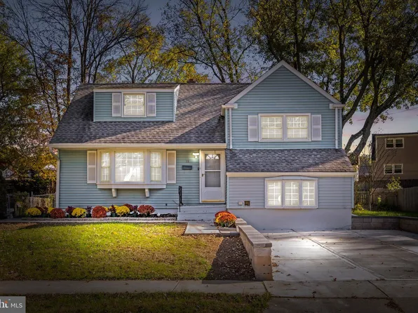 33 Tekening Way, Hamilton, NJ 08690