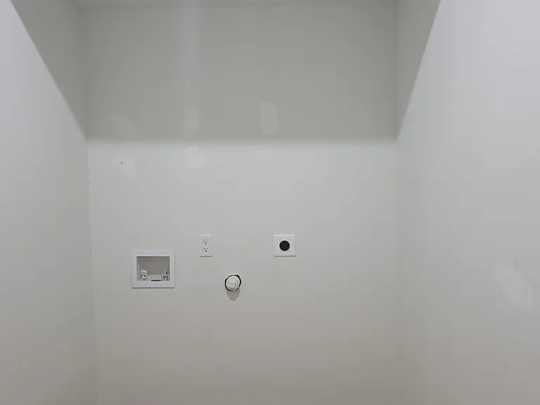 1208 Franwood Dr — Photo 15