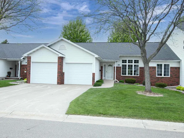 3205 N Mistwood Ln, Appleton, WI 54914