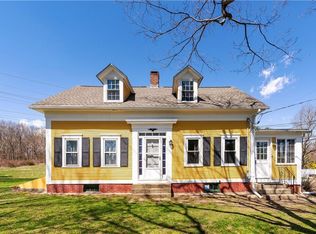 34 Taylor Rd, Johnston, RI 02919