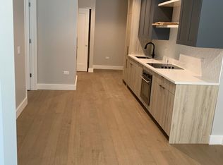 1202 N Clark St #207, Chicago, IL 60610
