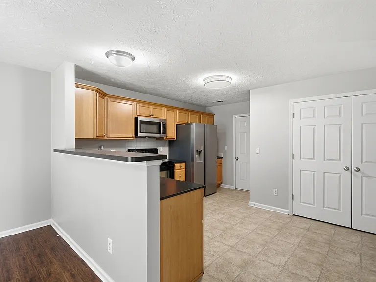 2560 Rockaway Pl — Photo 11
