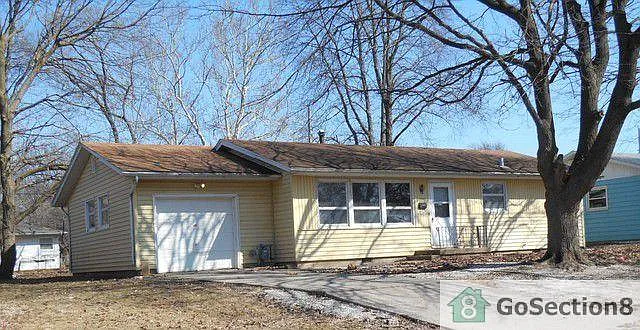 1216 Paula Dr photo 1