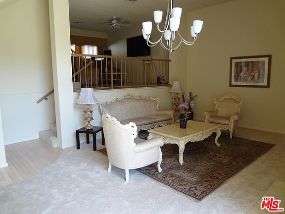 4th image of 5229 Balboa Blvd Unit 33