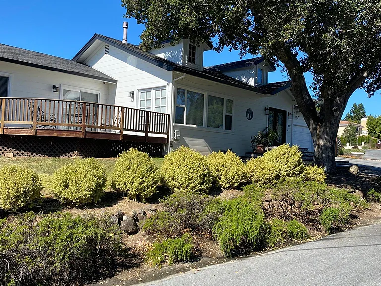 807 Bayview Way — Photo 4