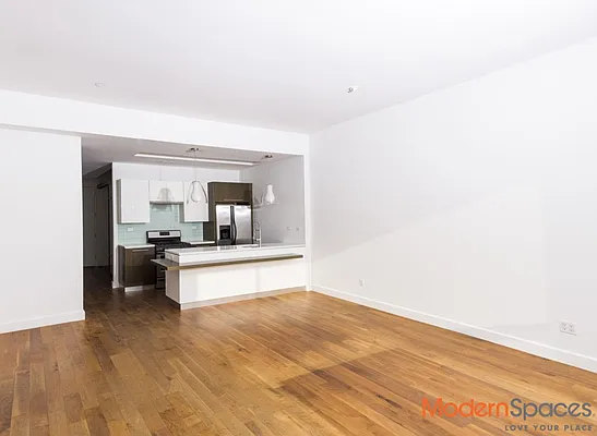 Rented by Modern Spaces | media 18