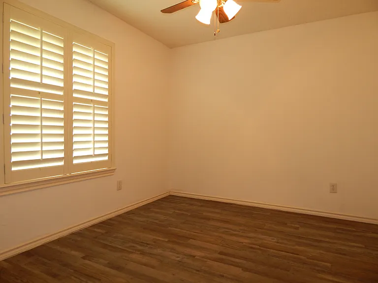 10013 Country View Ln — Photo 16