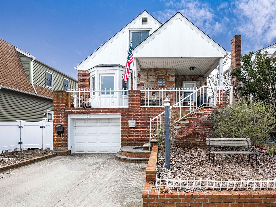 1st image of 332 E Beech St #332