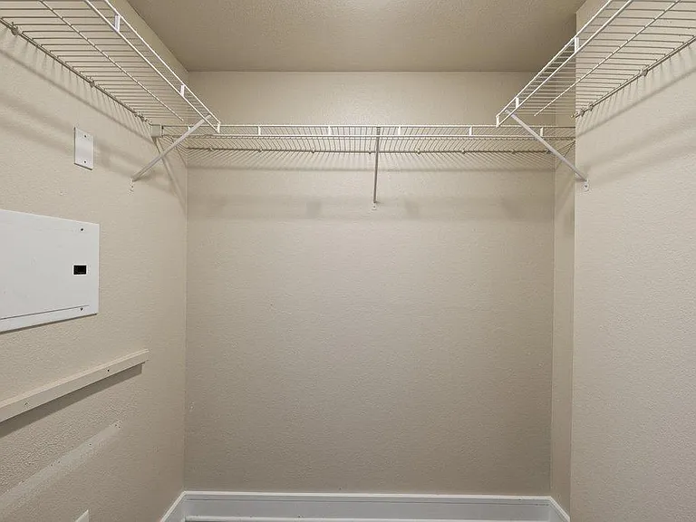 3016 Guadalupe St #303 — Photo 21