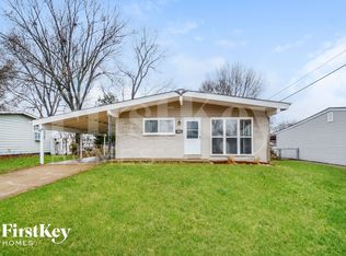 1295 Ensenada Dr, Florissant, MO 63031
