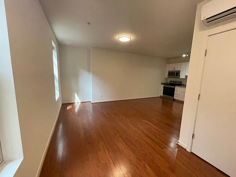 For Rent: Downtown Elegance at 605 Park Ave Your Urban Haven Awaits! — Photo 23