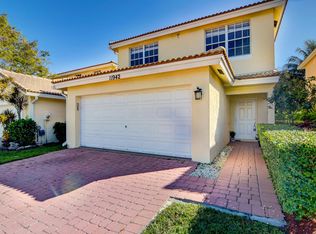 11942 Donlin Dr, Wellington, FL 33414