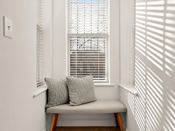 5th image of 706 L St SE