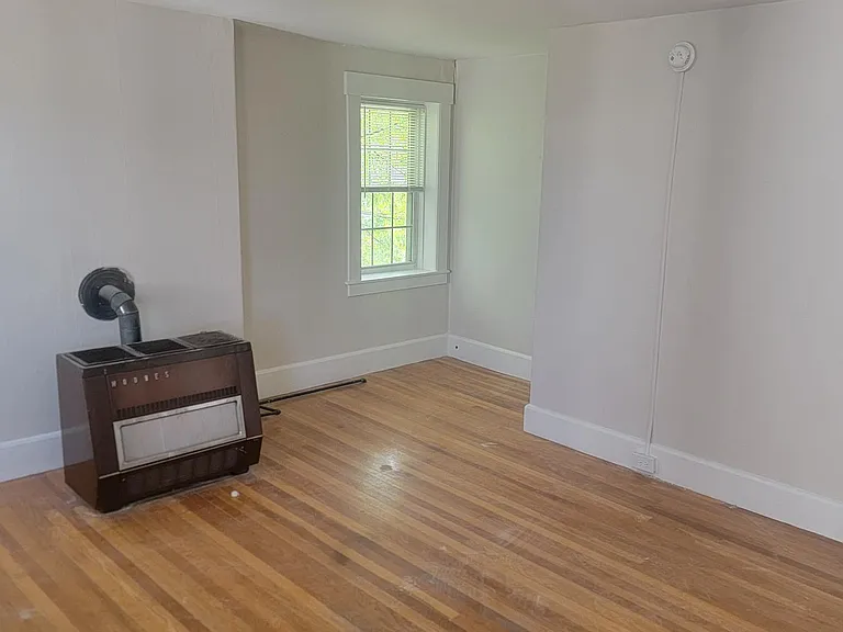 96 Mechanic St #4 — Photo 10