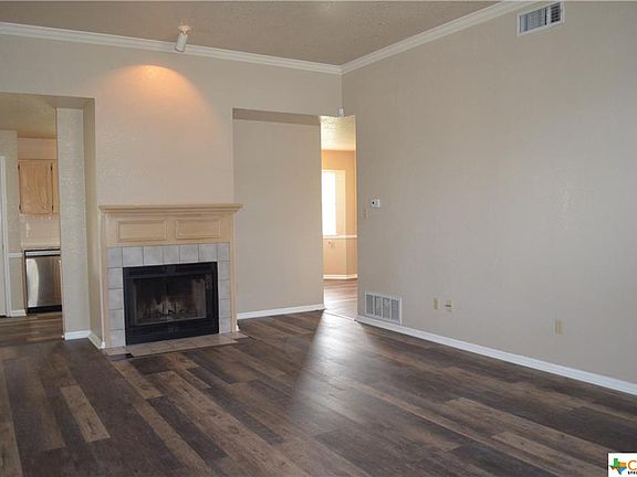 5th image of 4106 Shumard Dr