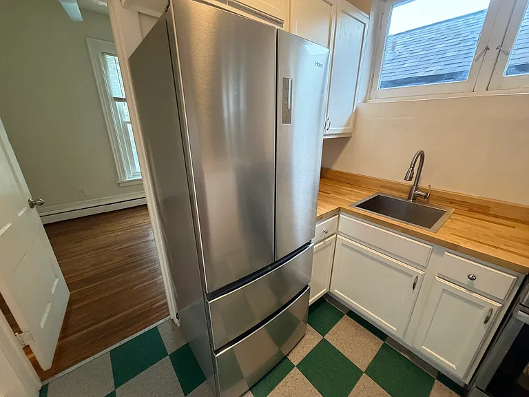 153 Allen St — Photo 24