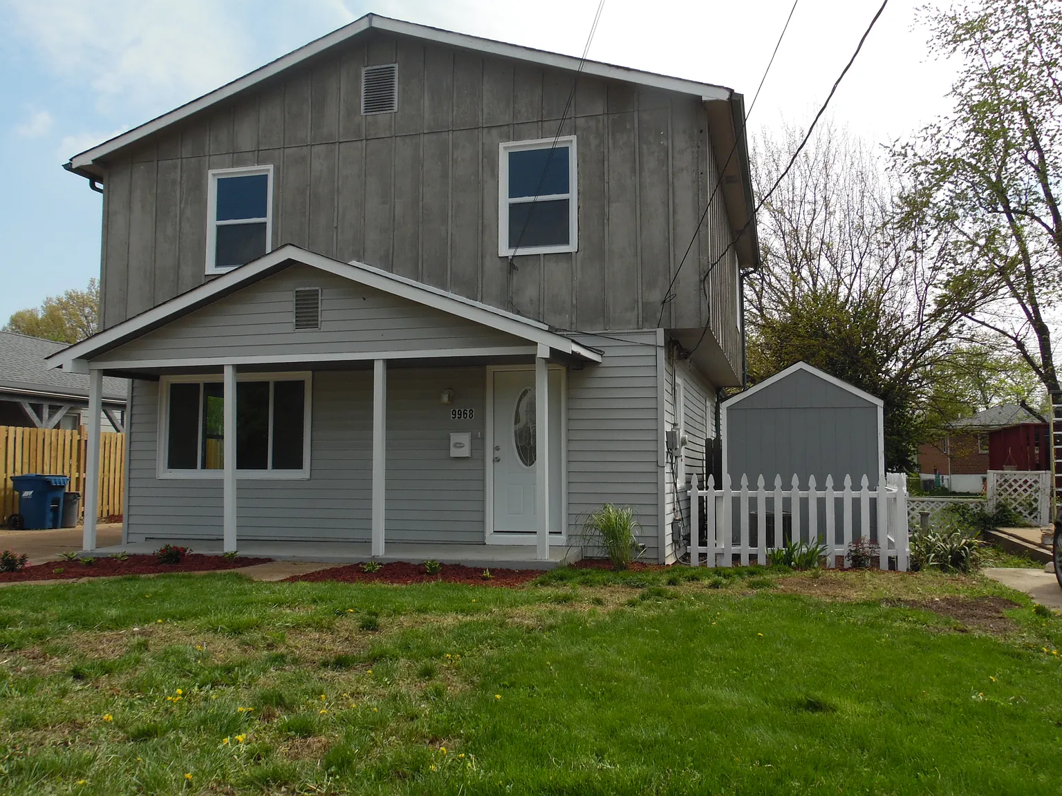 9968 Clyde Ave photo 1