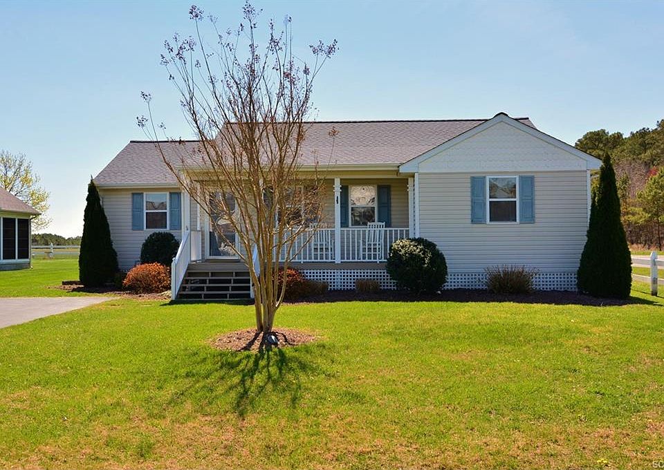 1st image of 4 Coral Ln