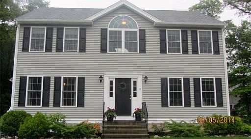 2nd image of 15 McEnelly Cir