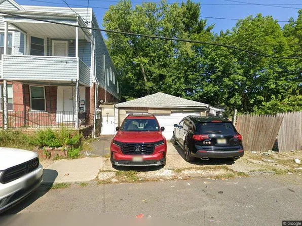 125 Hobson St #1A, Newark, NJ 07112