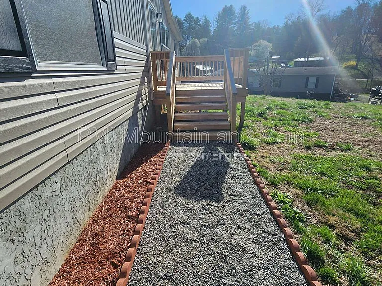 102 Indian Camp Branch Rd — Photo 4