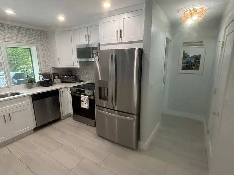 27157 Edenbridge Ct — Photo 10