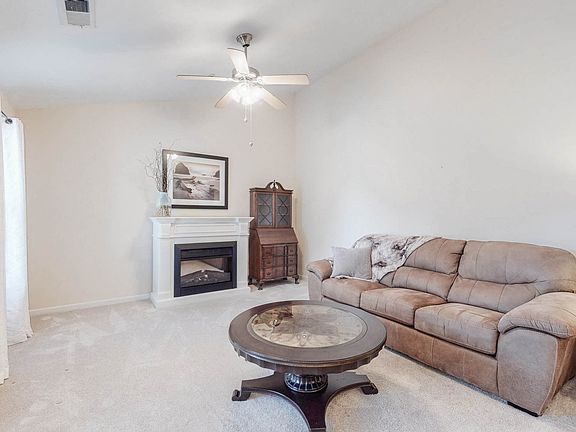 3rd image of 2360 Highway 31w #103