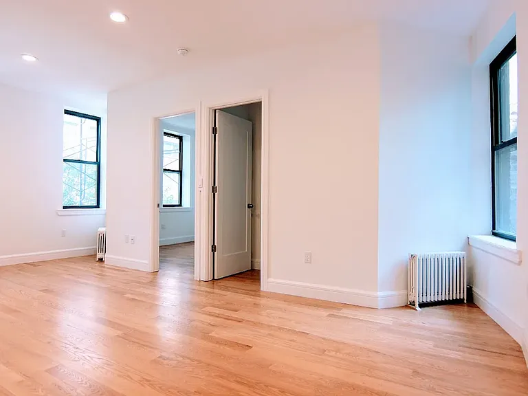 24 Charles St #11 — Photo 9
