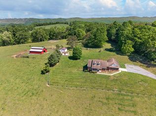 457 Boxwood Ln, Marion, VA 24354