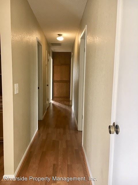 1st image of 43771 Applewood St