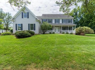 5770 Quail Creek Rd, Macungie, PA 18062
