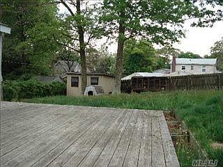2nd image of 14 Oaklawn Ave