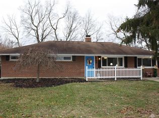 238 Ironwood Dr, Dayton, OH 45449